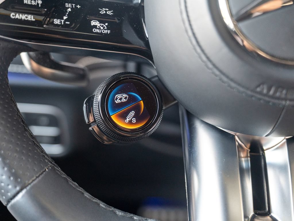 Used 2025 Mercedes-Benz G 63 AMG 4MATIC image 34