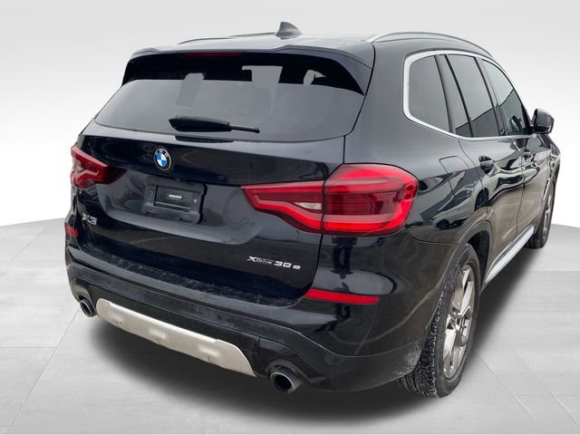 Used 2021 BMW X3 xDrive30e image 3