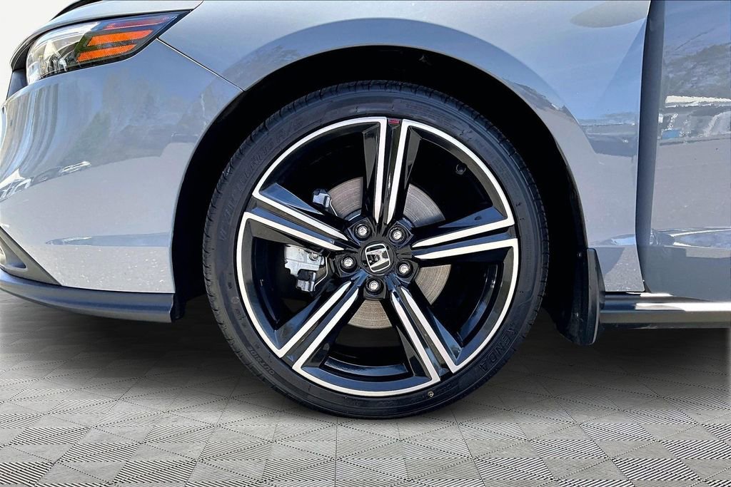Used 2023 Honda Accord Sport image 24