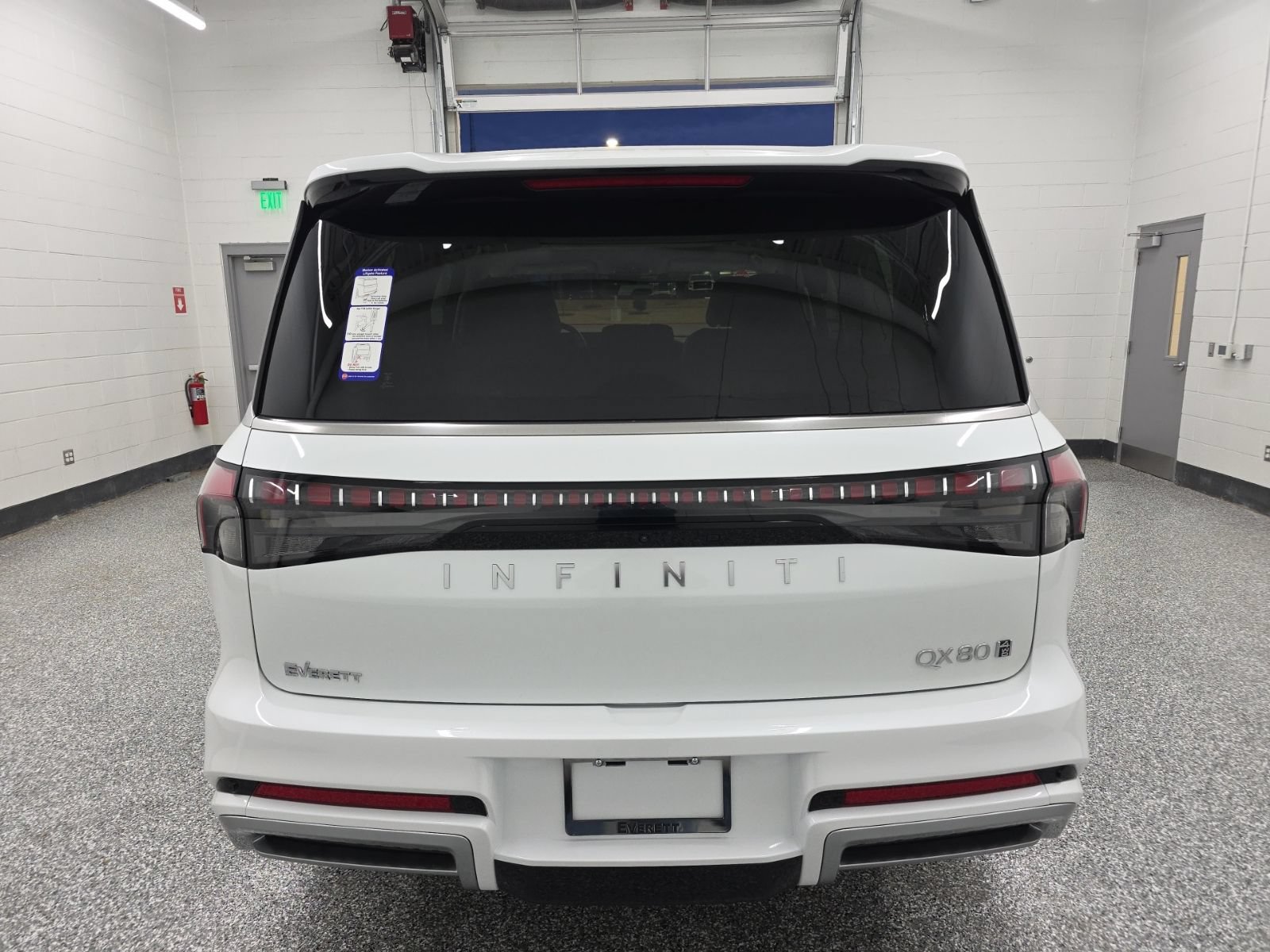 New 2026 INFINITI QX80 Luxe w/ Cargo Package AWD/4WD image 4