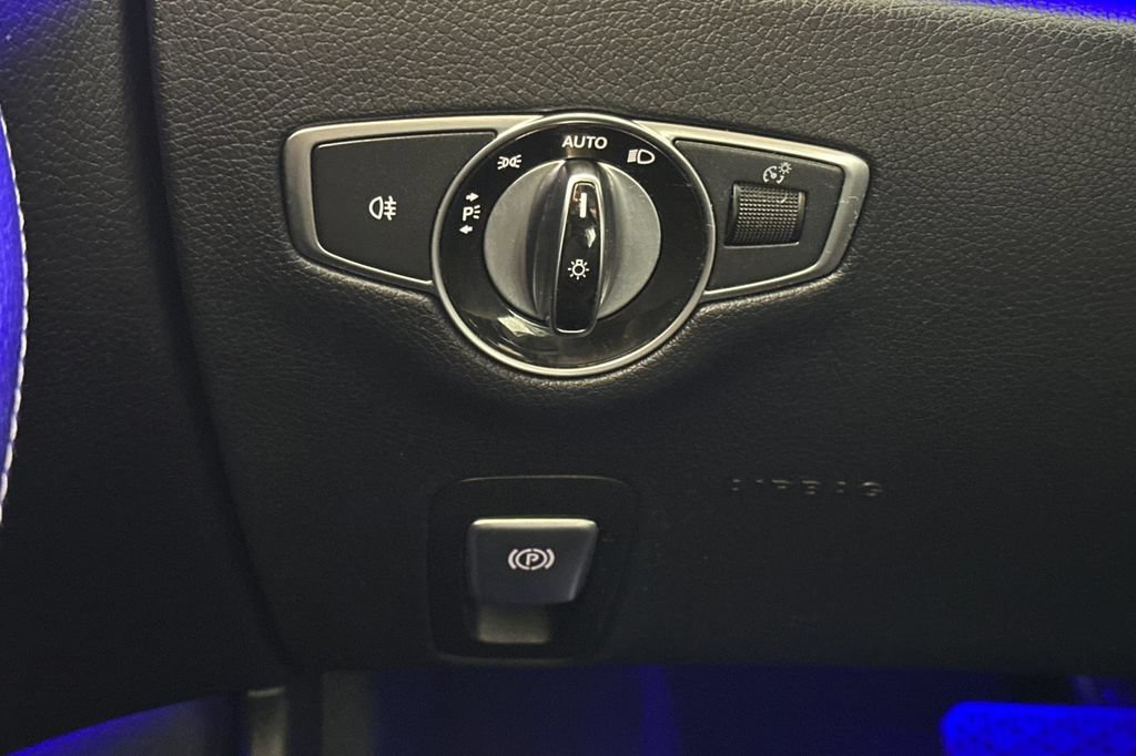 Used 2018 Mercedes-Benz E 400 Cabriolet image 33
