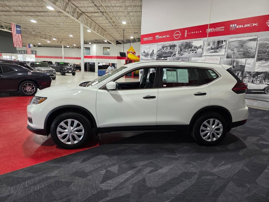 Used 2019 Nissan Rogue S image 7