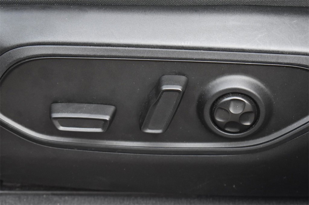 Used 2023 Jeep Grand Cherokee L Limited image 30