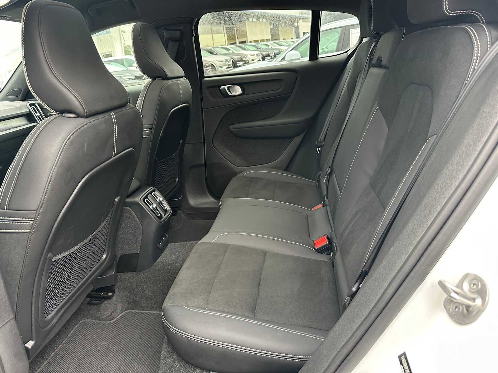 Certified 2023 Volvo C40 P8 Recharge Ultimate image 15