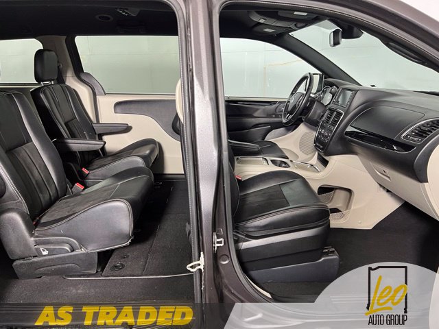 Used 2019 Dodge Grand Caravan SXT FWD image 23