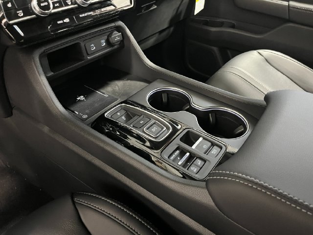 New 2026 Honda Pilot Touring image 16