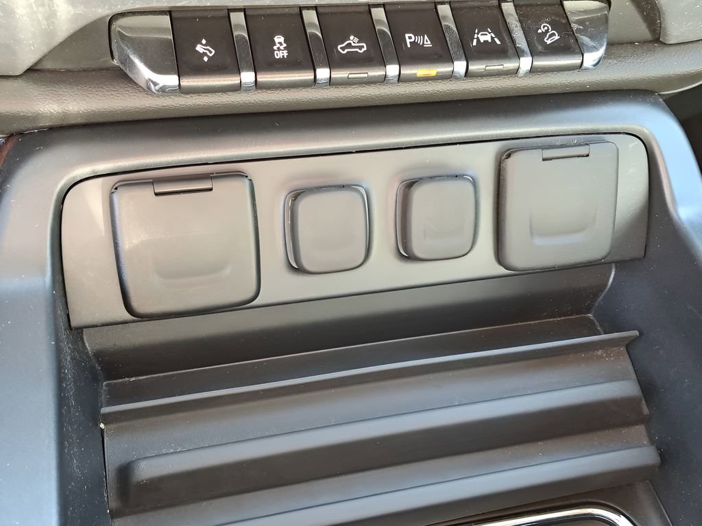 Used 2018 GMC Sierra 1500 SLT image 25