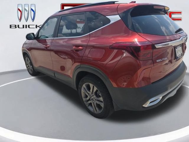 Used 2023 Kia Seltos S w/ Navigation Package FWD image 3