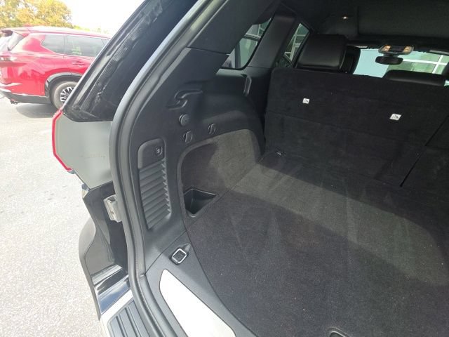 Used 2019 Jeep Grand Cherokee Limited w/ Luxury Group II AWD/4WD image 12