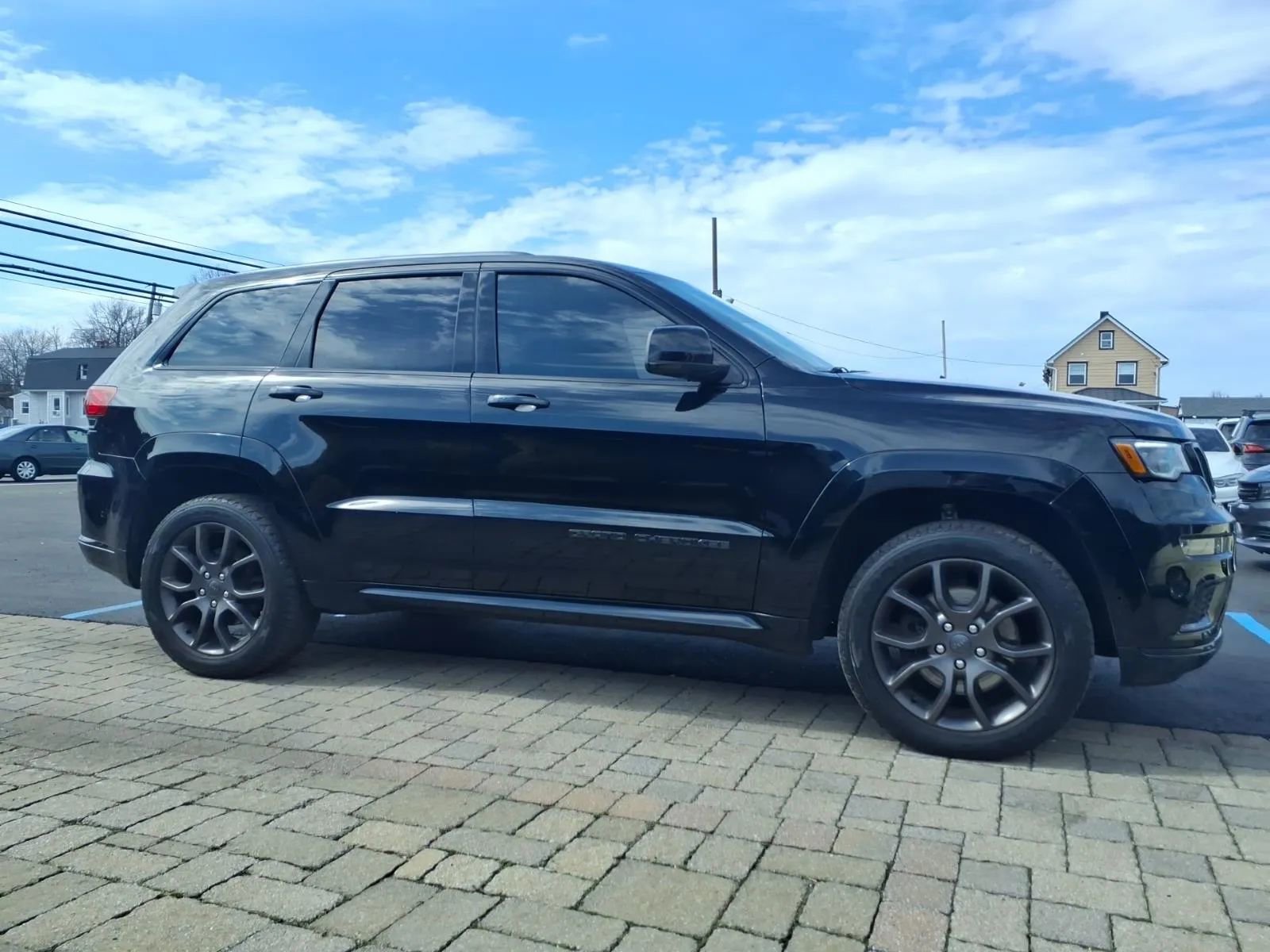 Used 2020 Jeep Grand Cherokee High Altitude AWD/4WD image 2