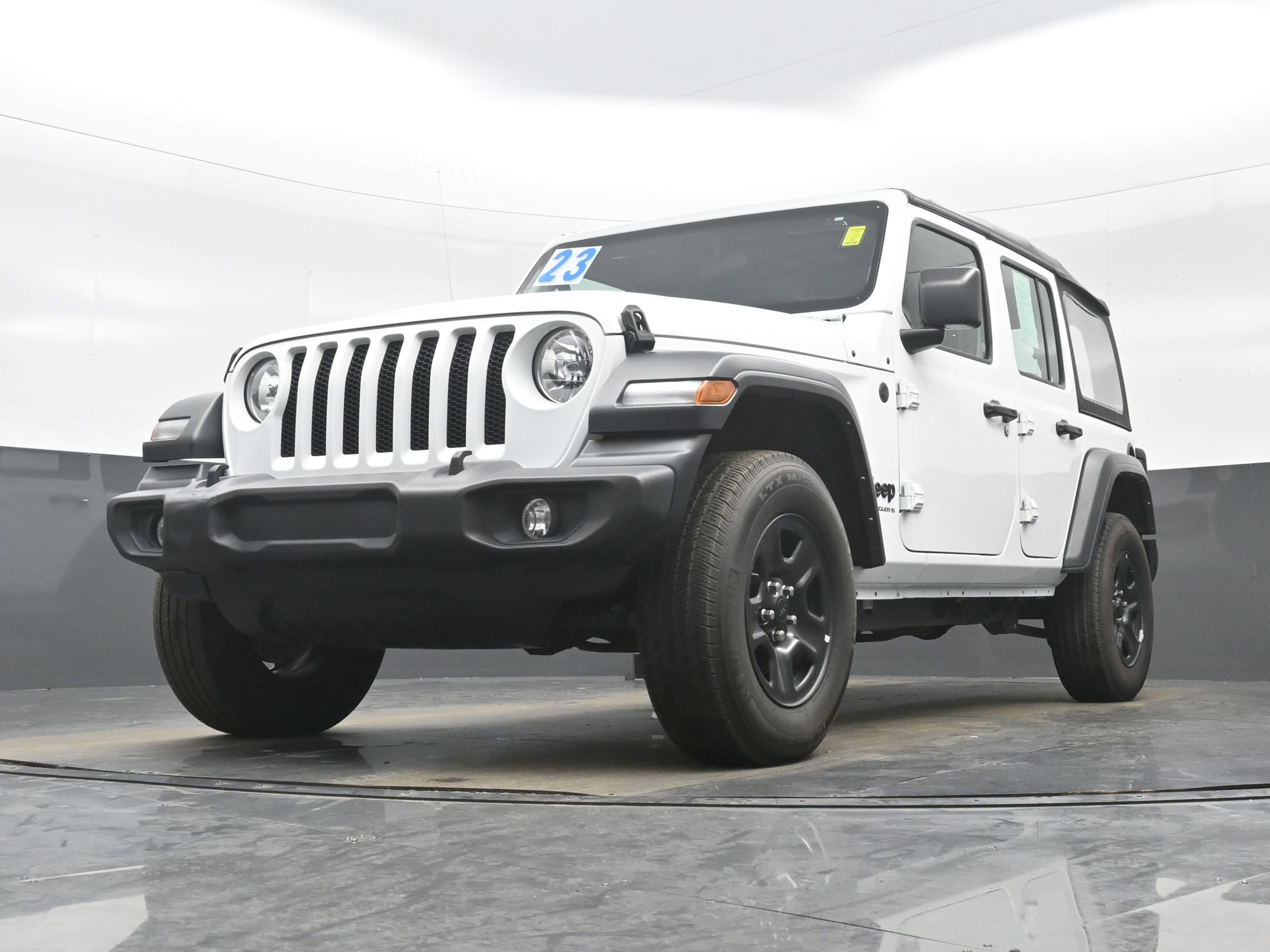 Used 2023 Jeep Wrangler Unlimited Sport image 25