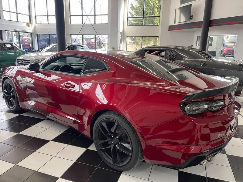 Used 2021 Chevrolet Camaro LT w/ 1LE Track Performance Package RWD image 4