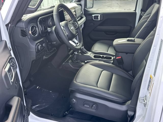 New 2027 Jeep Wrangler Unlimited Sahara AWD/4WD image 11