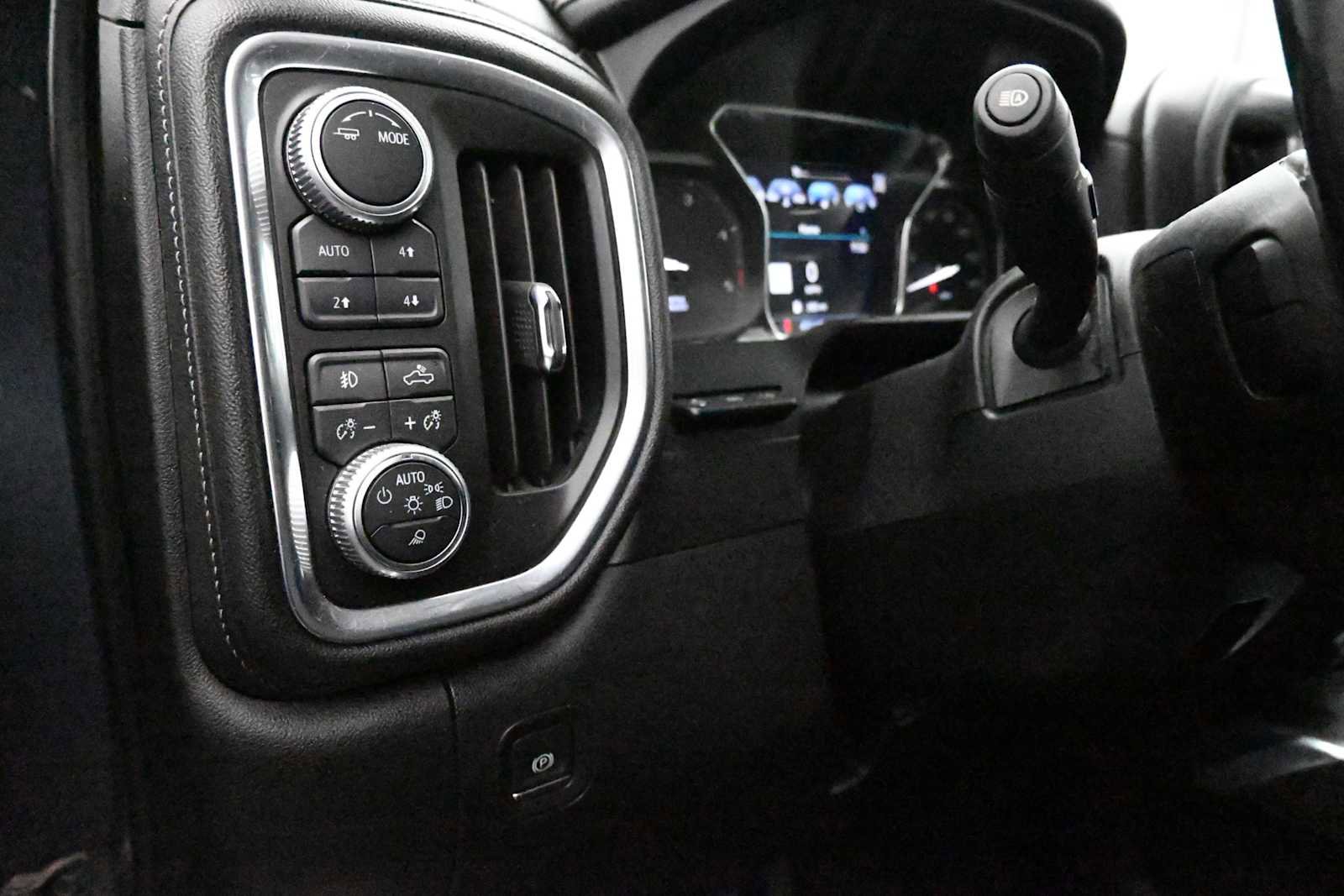 Used 2020 GMC Sierra 2500 Denali w/ Denali Ultimate Package AWD/4WD image 22