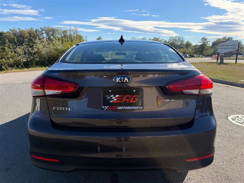 Used 2013 Kia Optima LX FWD image 3