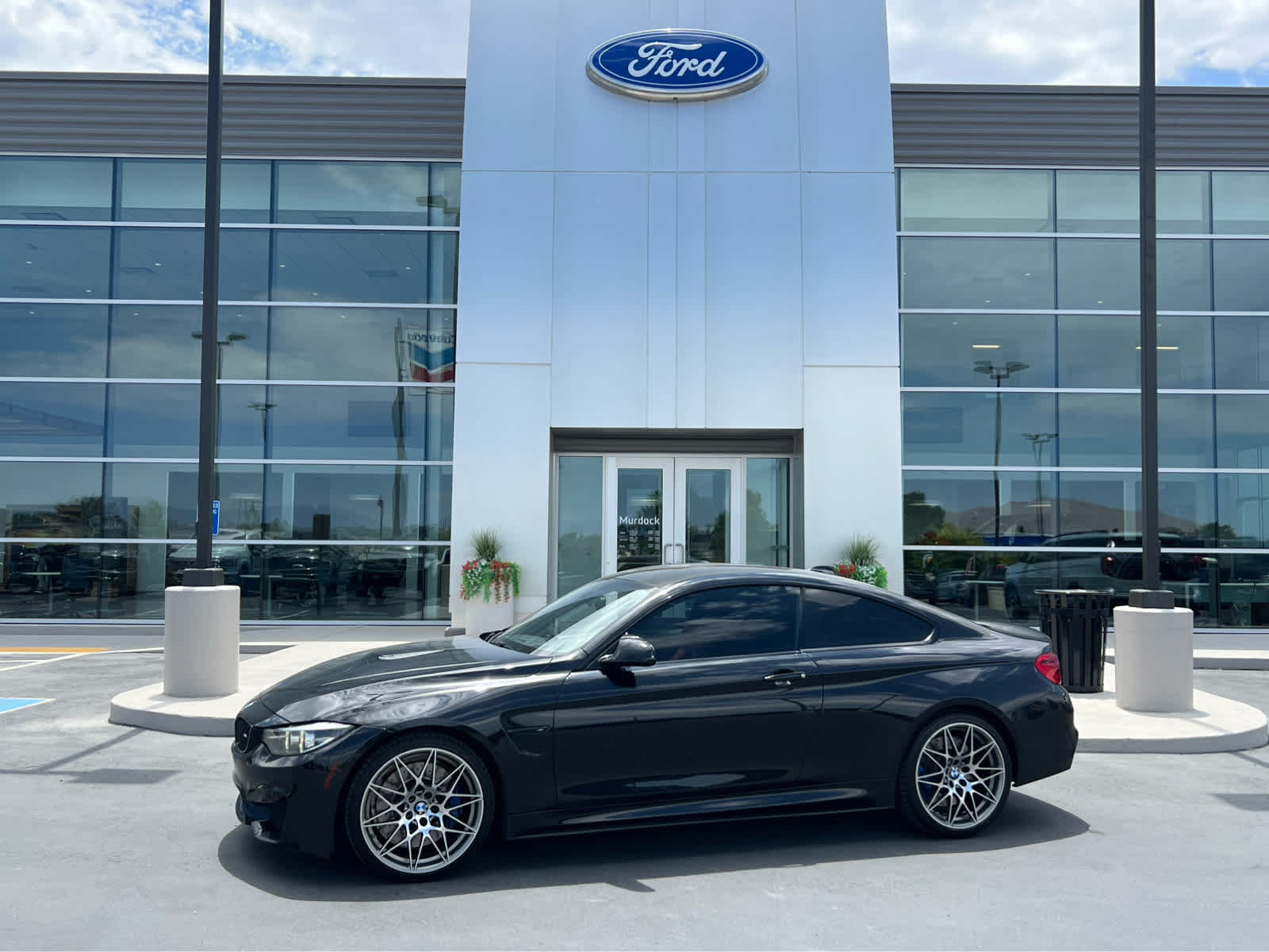 Used 2019 BMW M4 Coupe w/ Competition Package RWD image 1
