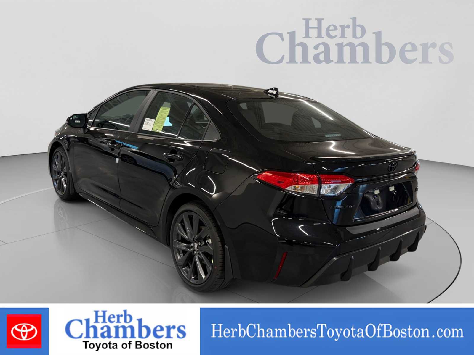 New 2026 Toyota Corolla SE FWD image 3