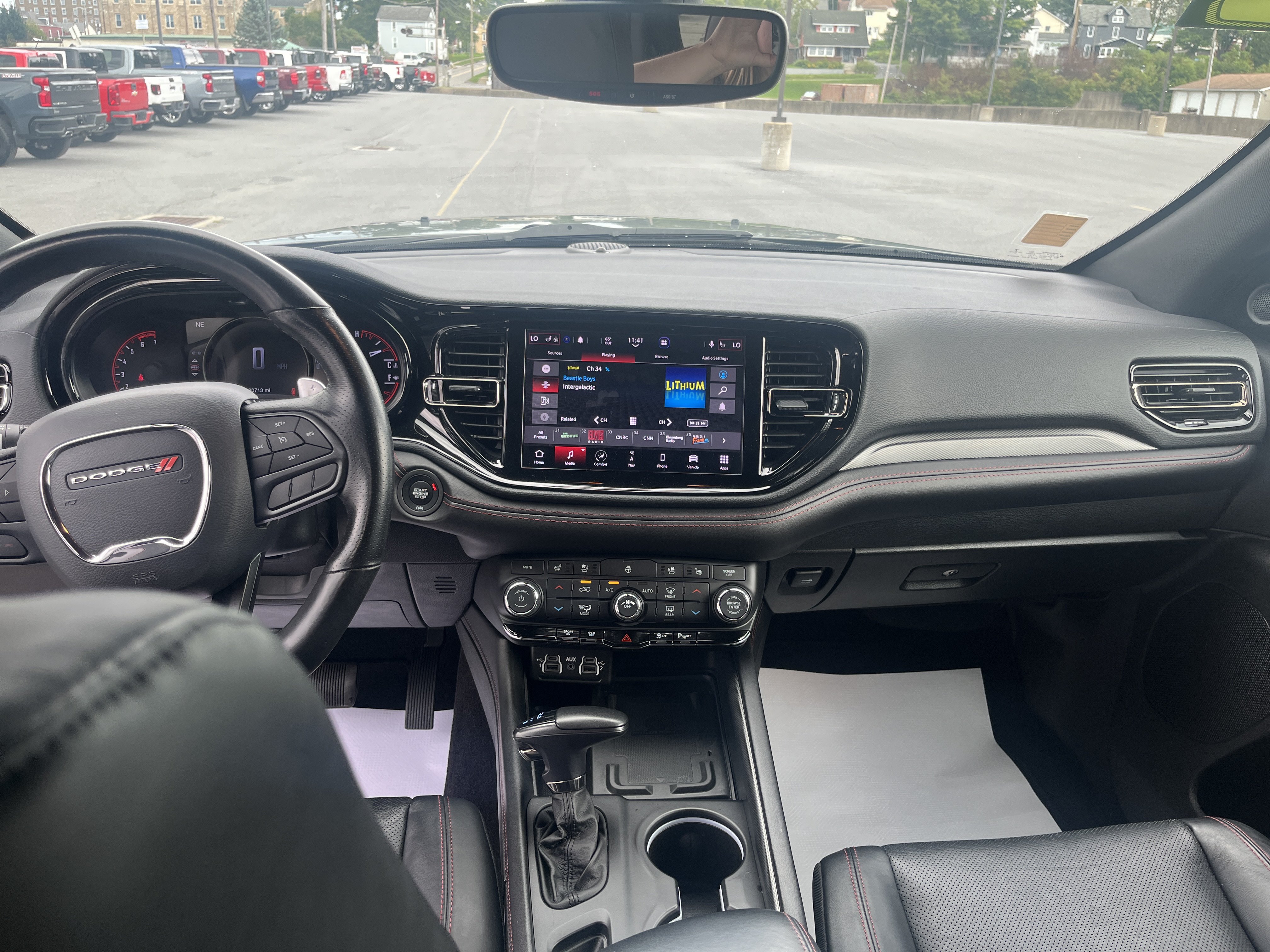 Used 2022 Dodge Durango R/T w/ Blacktop Package AWD/4WD image 6