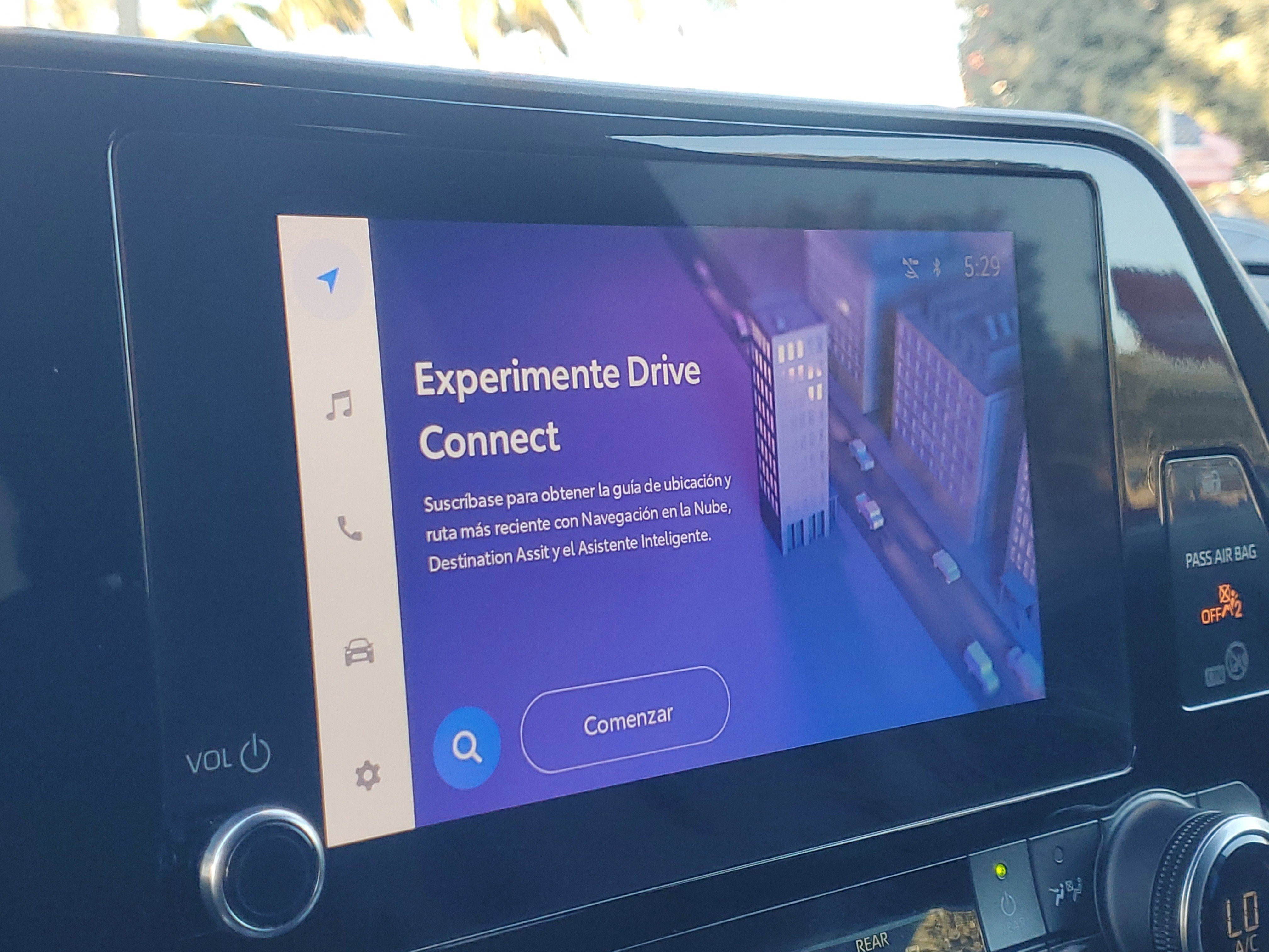 Used 2023 Toyota Highlander LE image 28