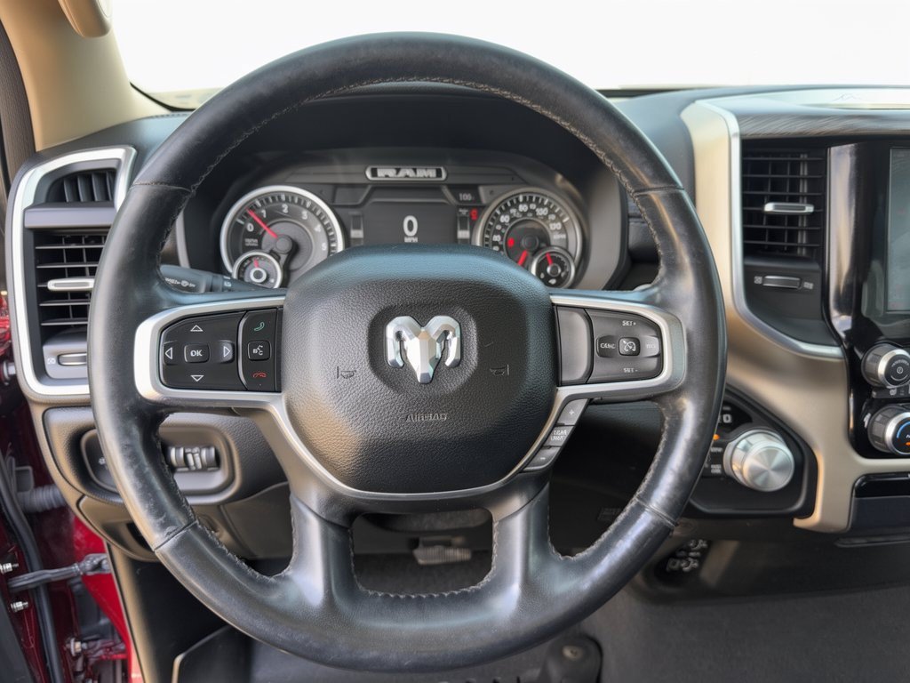Used 2019 RAM 1500 Laramie AWD/4WD image 10