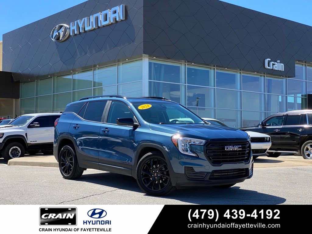 Used 2024 GMC Terrain SLE w/ Driver Convenience Package