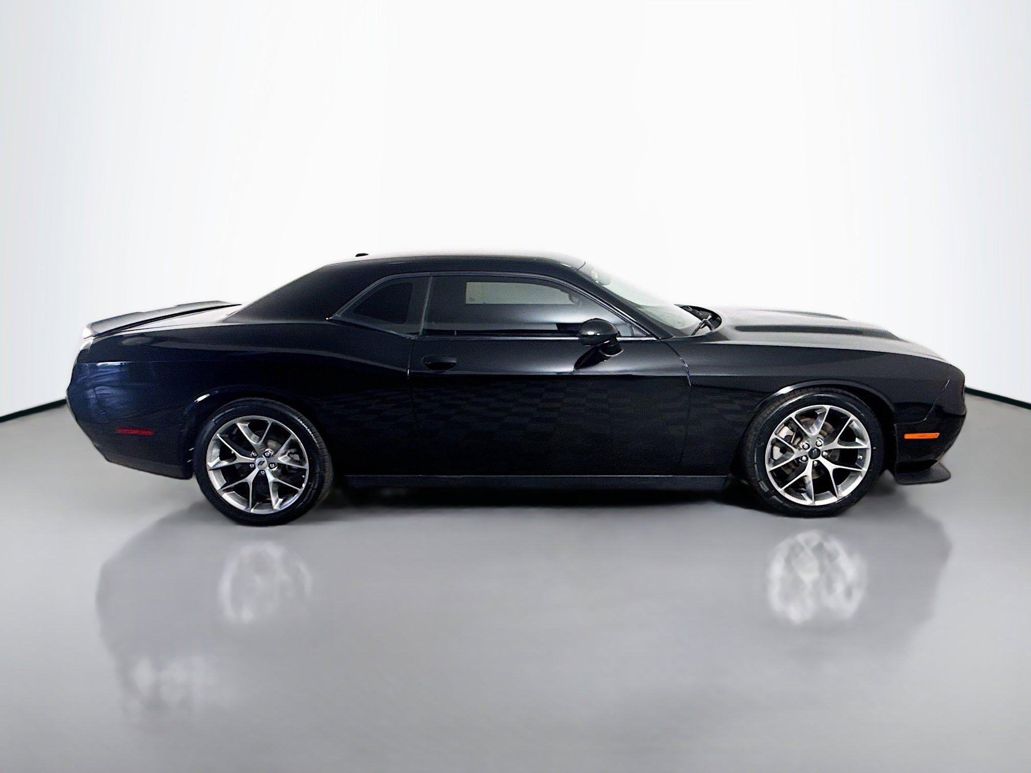 Used 2022 Dodge Challenger GT image 11