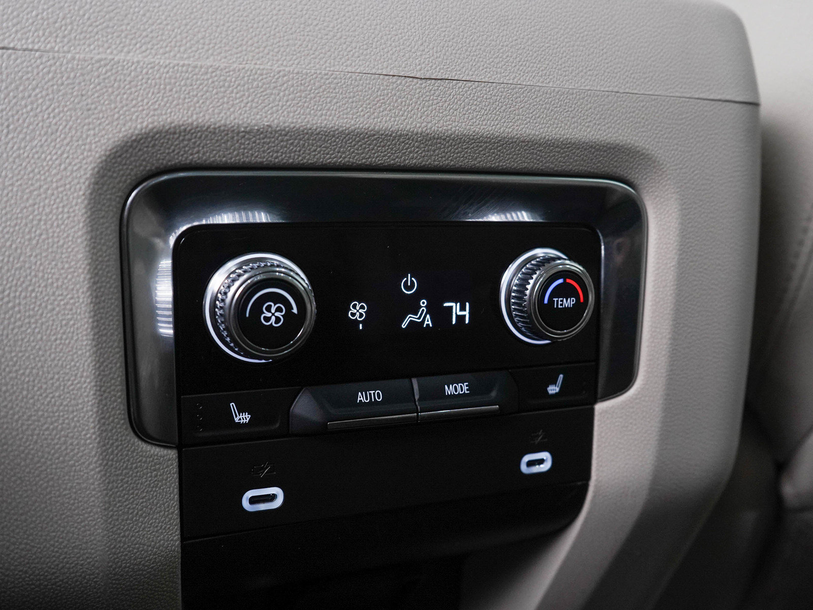 Used 2022 GMC Yukon Denali AWD/4WD image 17