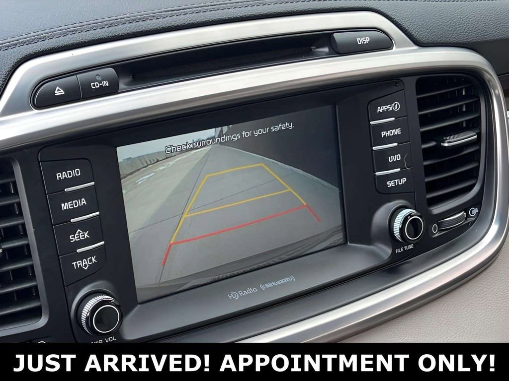 Used 2017 Kia Sorento EX image 19