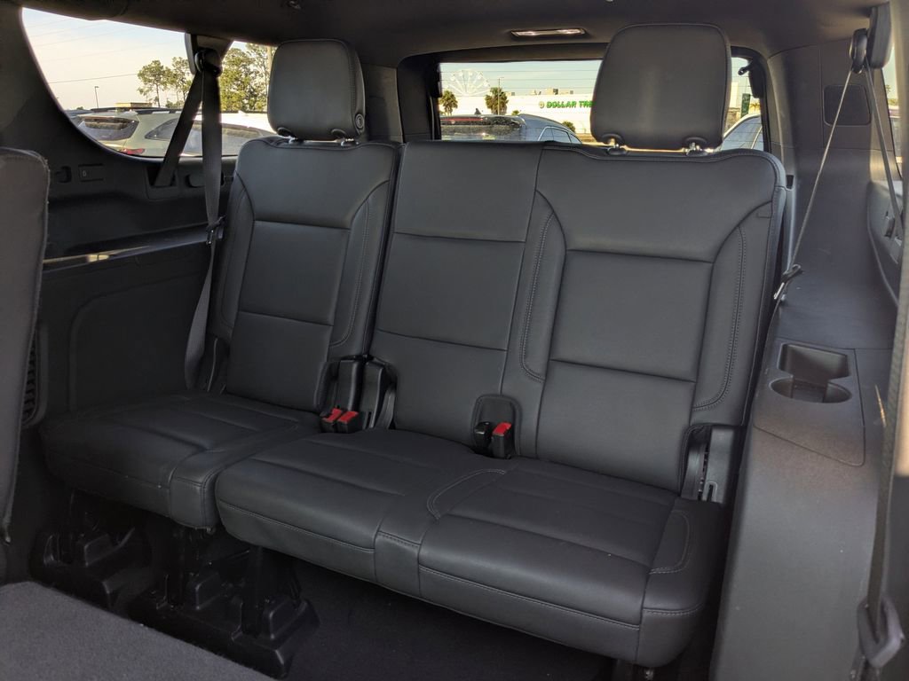 Certified 2025 Chevrolet Suburban Z71 image 15
