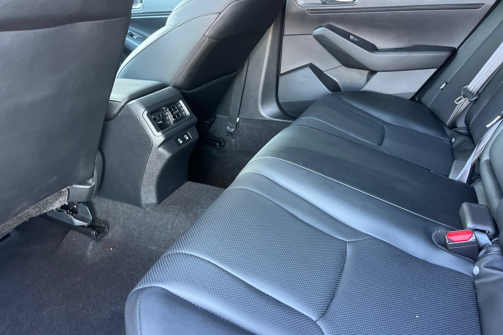 Used 2025 Honda Accord Sport image 11