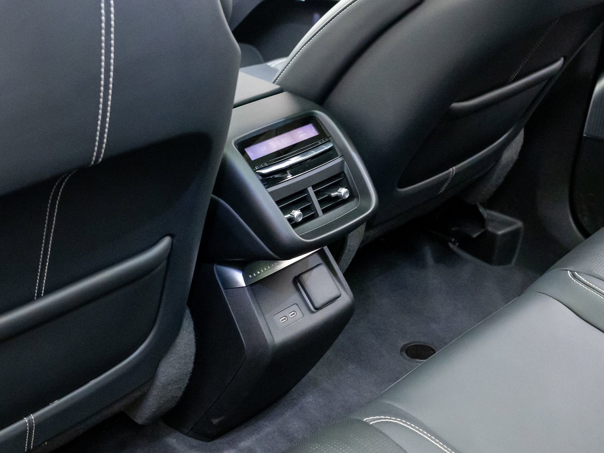 Certified 2025 Cadillac Lyriq Luxury w/ LPO, Floor Liner Package image 20