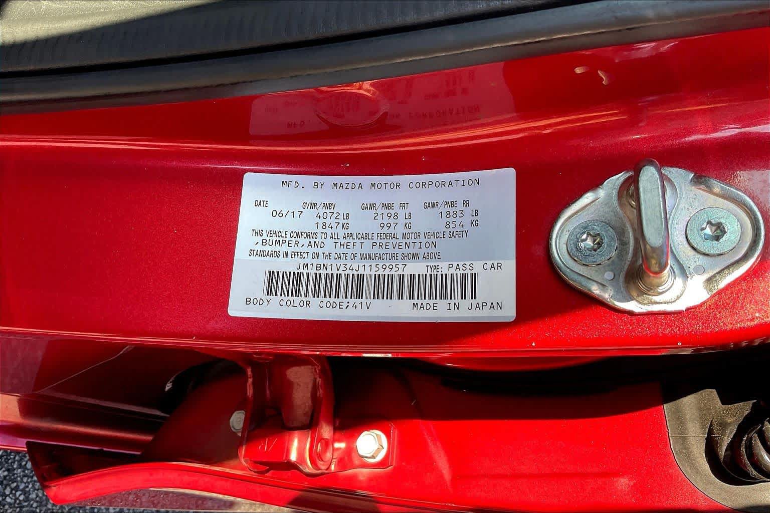 Used 2018 MAZDA MAZDA3 Touring FWD image 34
