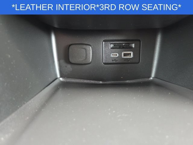 Used 2023 GMC Acadia SLT w/ Preferred Package FWD image 46