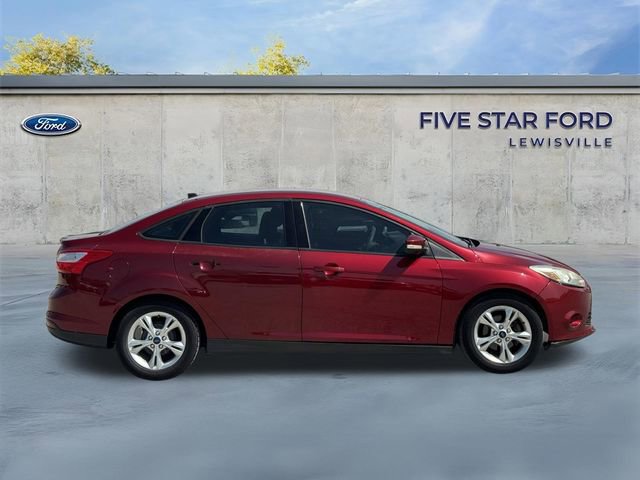 Used 2014 Ford Focus SE FWD image 3