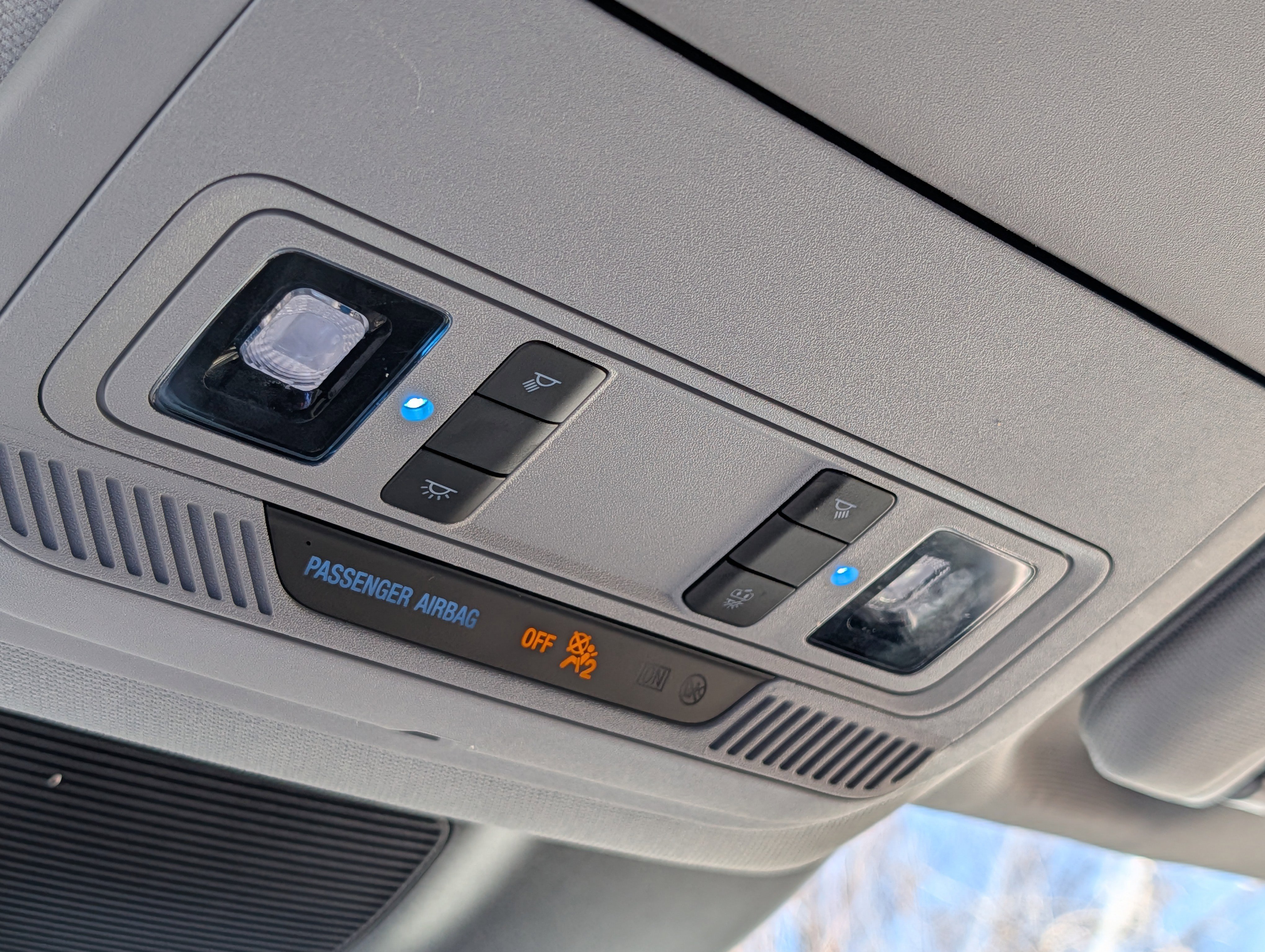 Used 2023 Ford Explorer XLT w/ Equipment Group 202A image 27