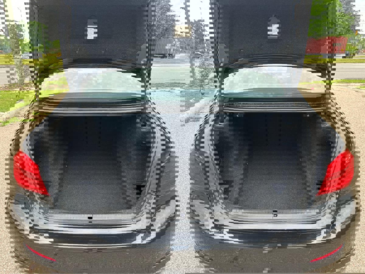 Used 2018 BMW 530i xDrive image 14