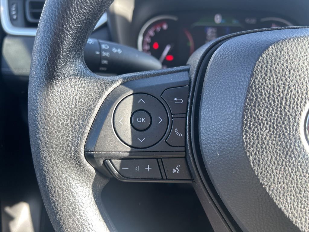 Used 2023 Toyota RAV4 LE image 22
