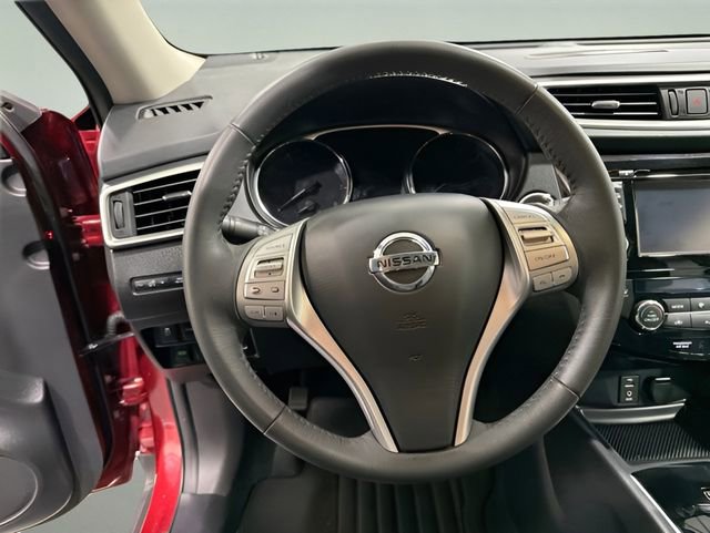 Used 2015 Nissan Rogue SL w/ SL Premium Package AWD/4WD image 16