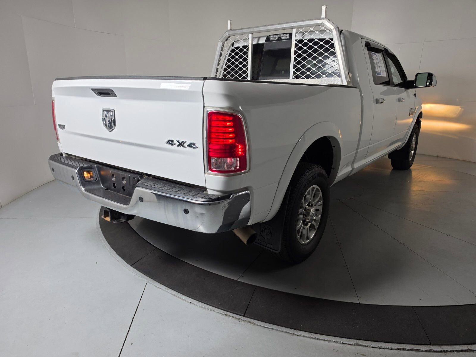 Used 2014 RAM 3500 Laramie AWD/4WD image 6