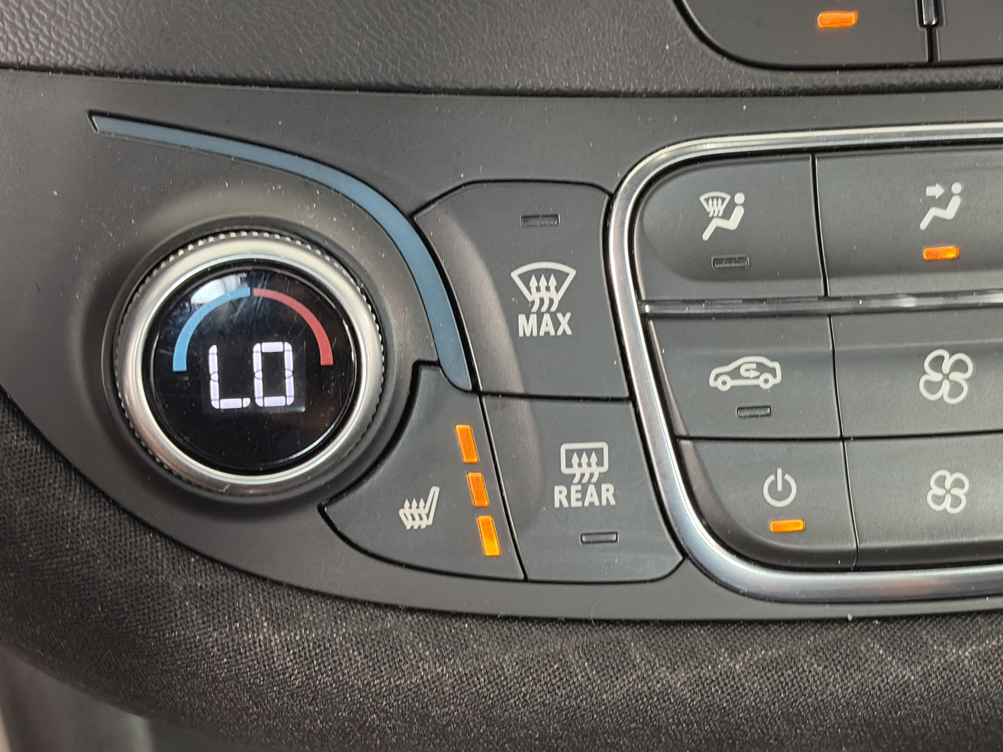 Used 2022 Chevrolet Malibu LT FWD image 23