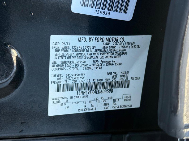 Used 2014 Lincoln MKS 4dr Sdn 3.7L AWD w/ Equipment Group 101A image 25