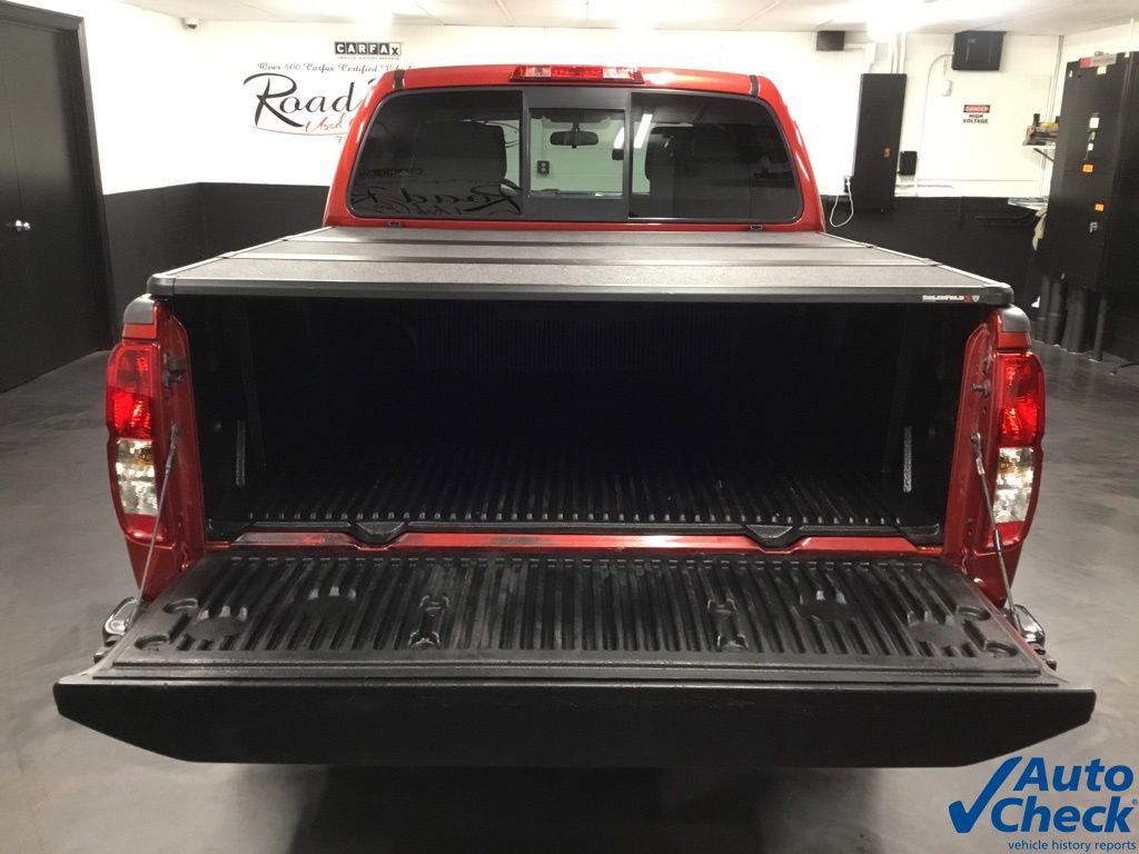 Used 2017 Nissan Frontier SV image 12