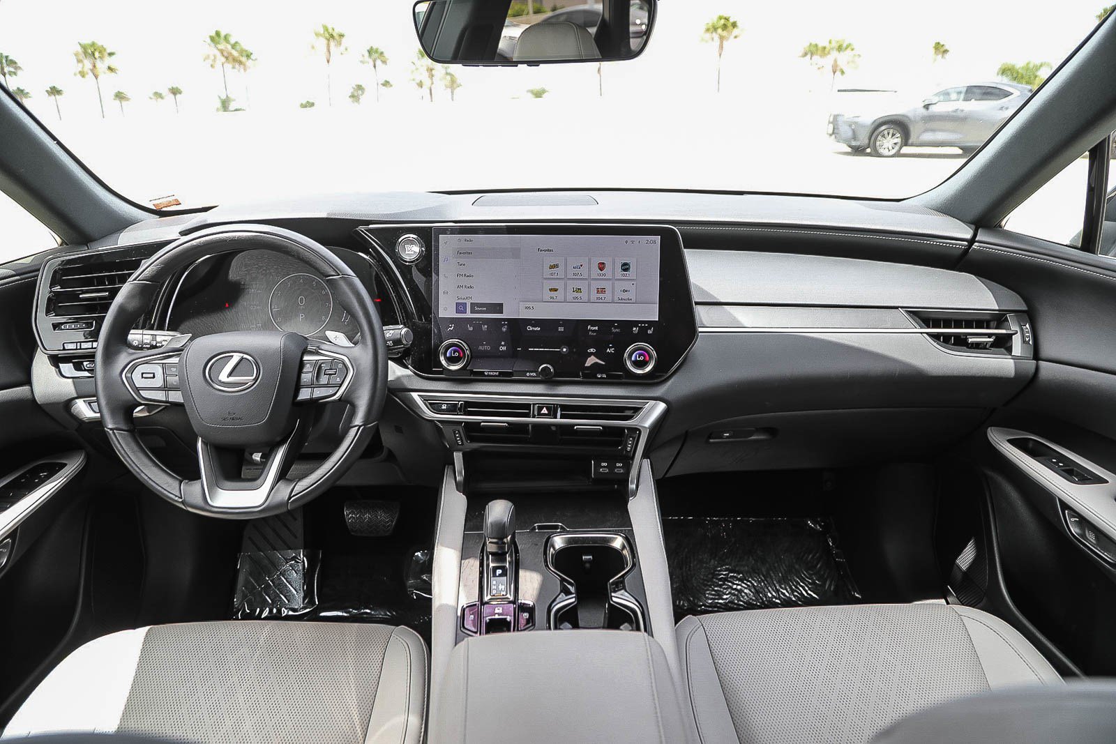 Used 2024 Lexus RX 350 Premium Plus w/ Cold Area Package FWD image 12