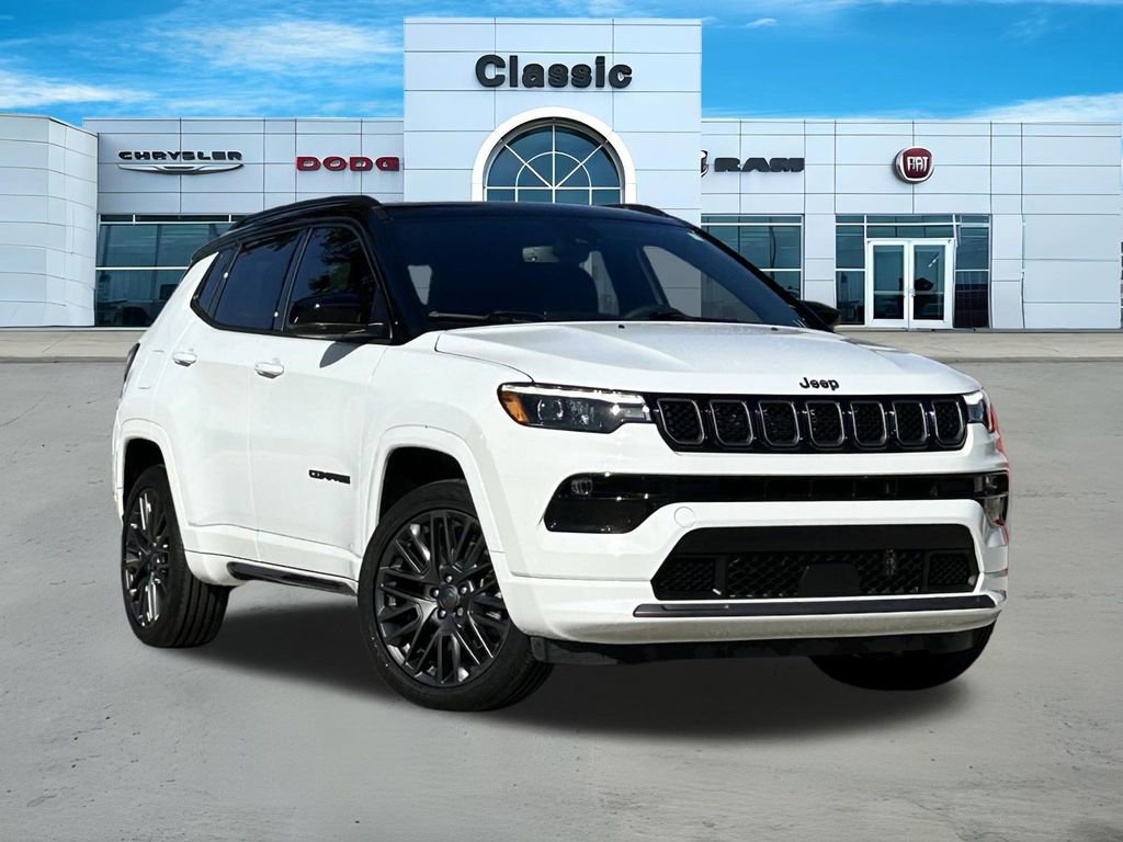 Used 2023 Jeep Compass High Altitude image 1