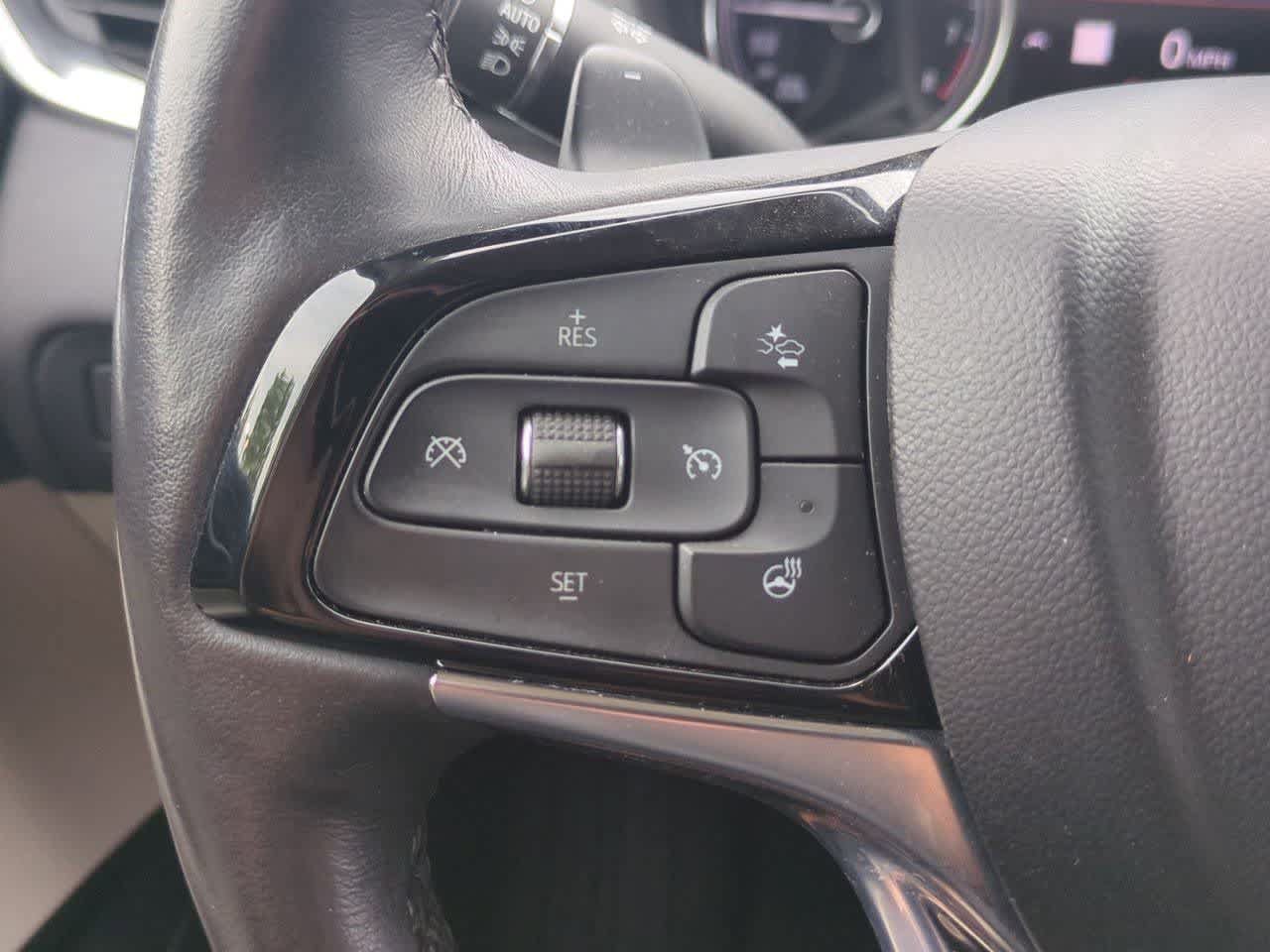 Used 2024 Buick Enclave Essence w/ Sound and Sites Package AWD/4WD image 24