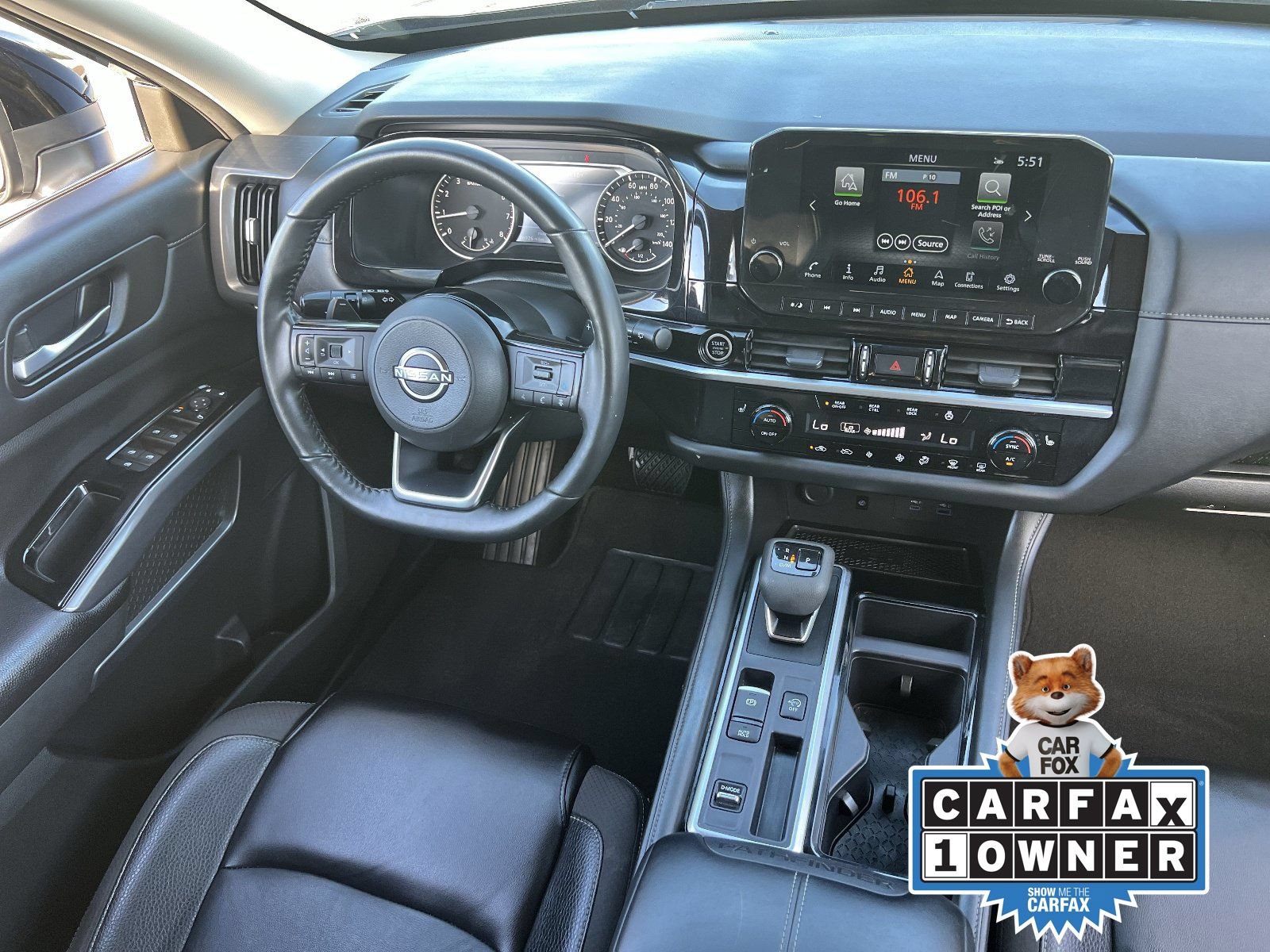 Used 2024 Nissan Pathfinder SL w/ Lighting Package (N92) FWD image 15