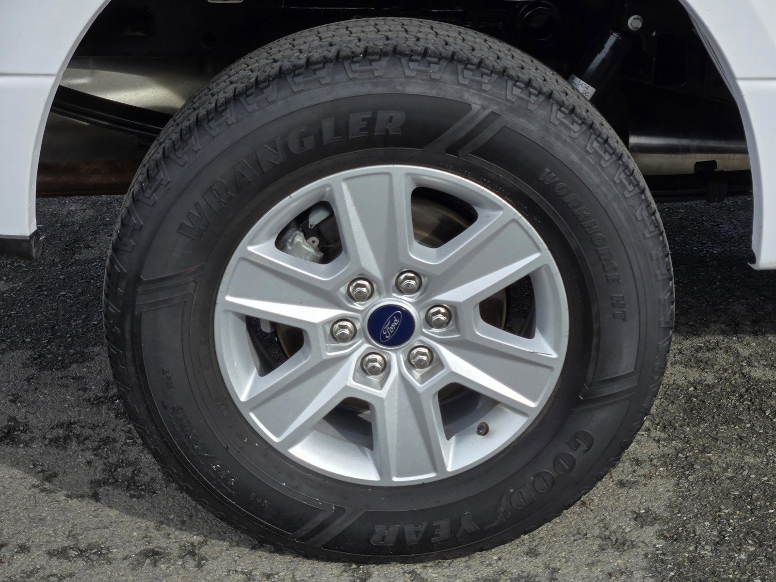 Used 2020 Ford F150 XLT image 11