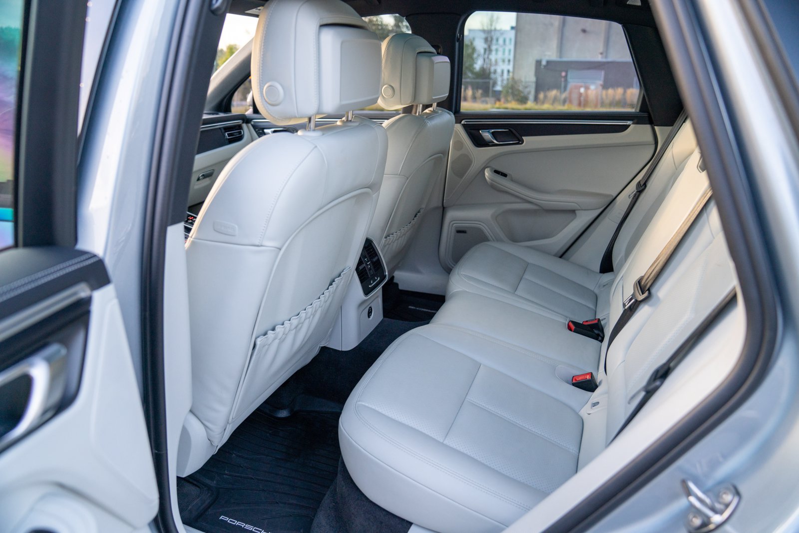 Certified 2023 Porsche Macan GTS AWD/4WD image 23