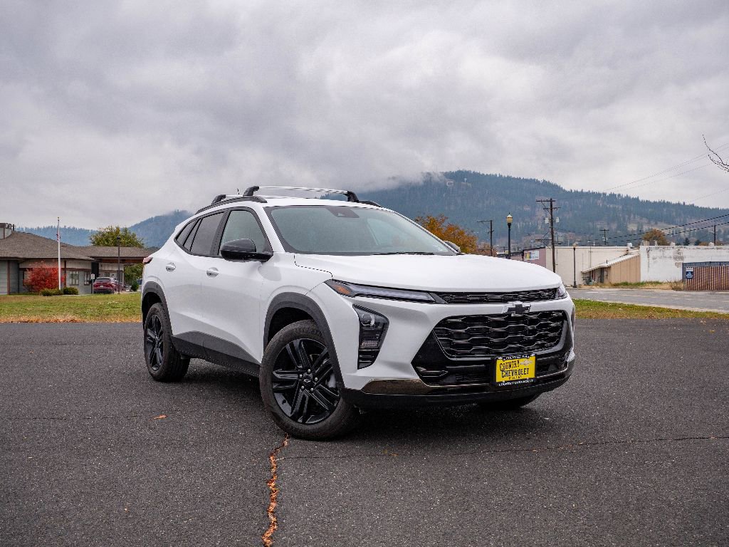 Used 2025 Chevrolet Trax ACTIV w/ Driver Confidence Package