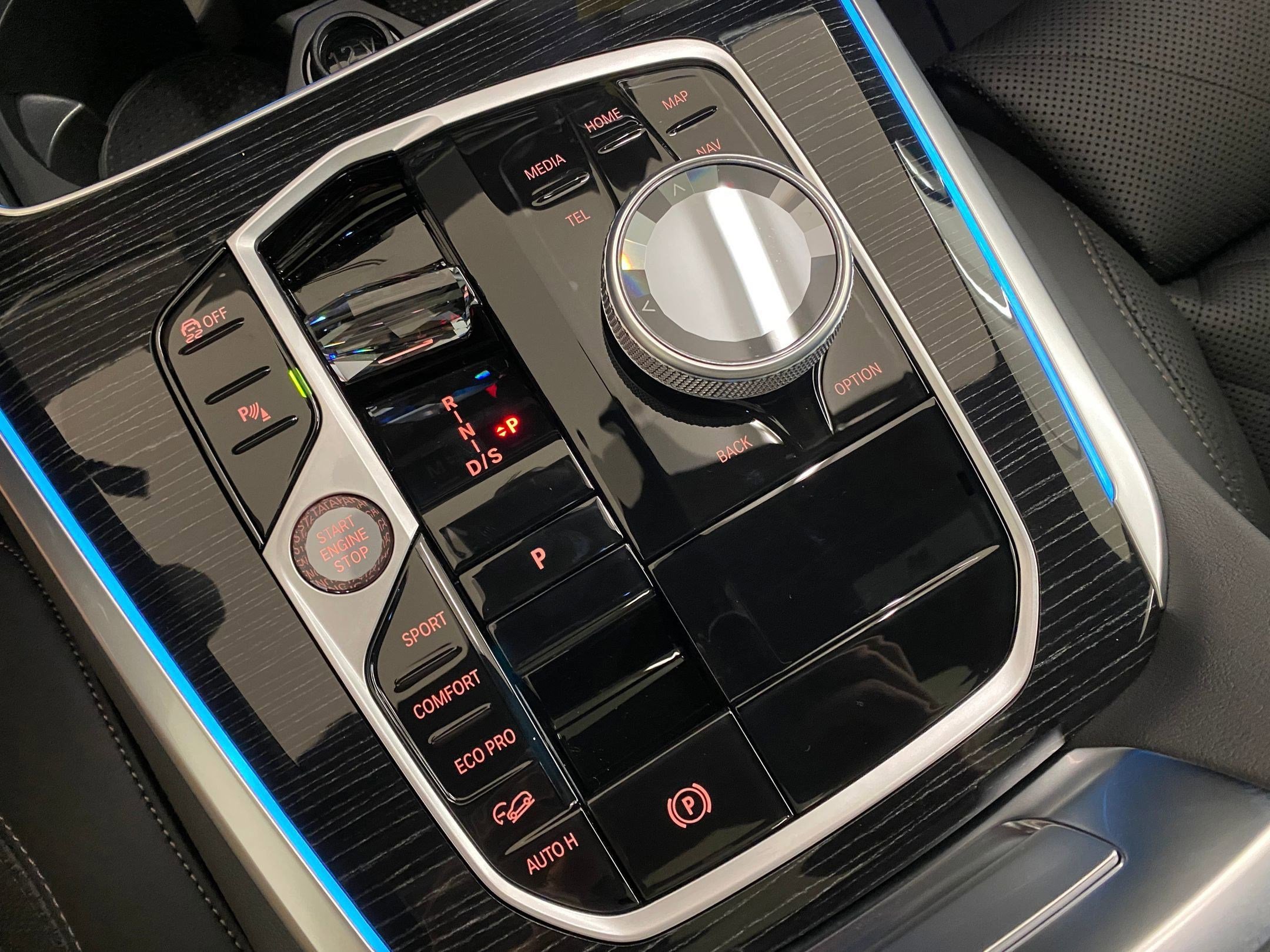 Used 2026 BMW X5 xDrive40i w/ Executive Package image 18